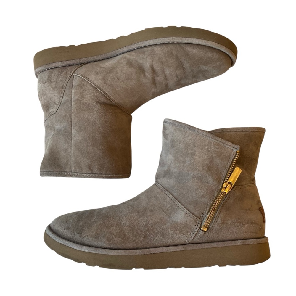 UGG Kip Suede Ankle Booties Clay Sheepskin Women’s 9 – Rare Colorway